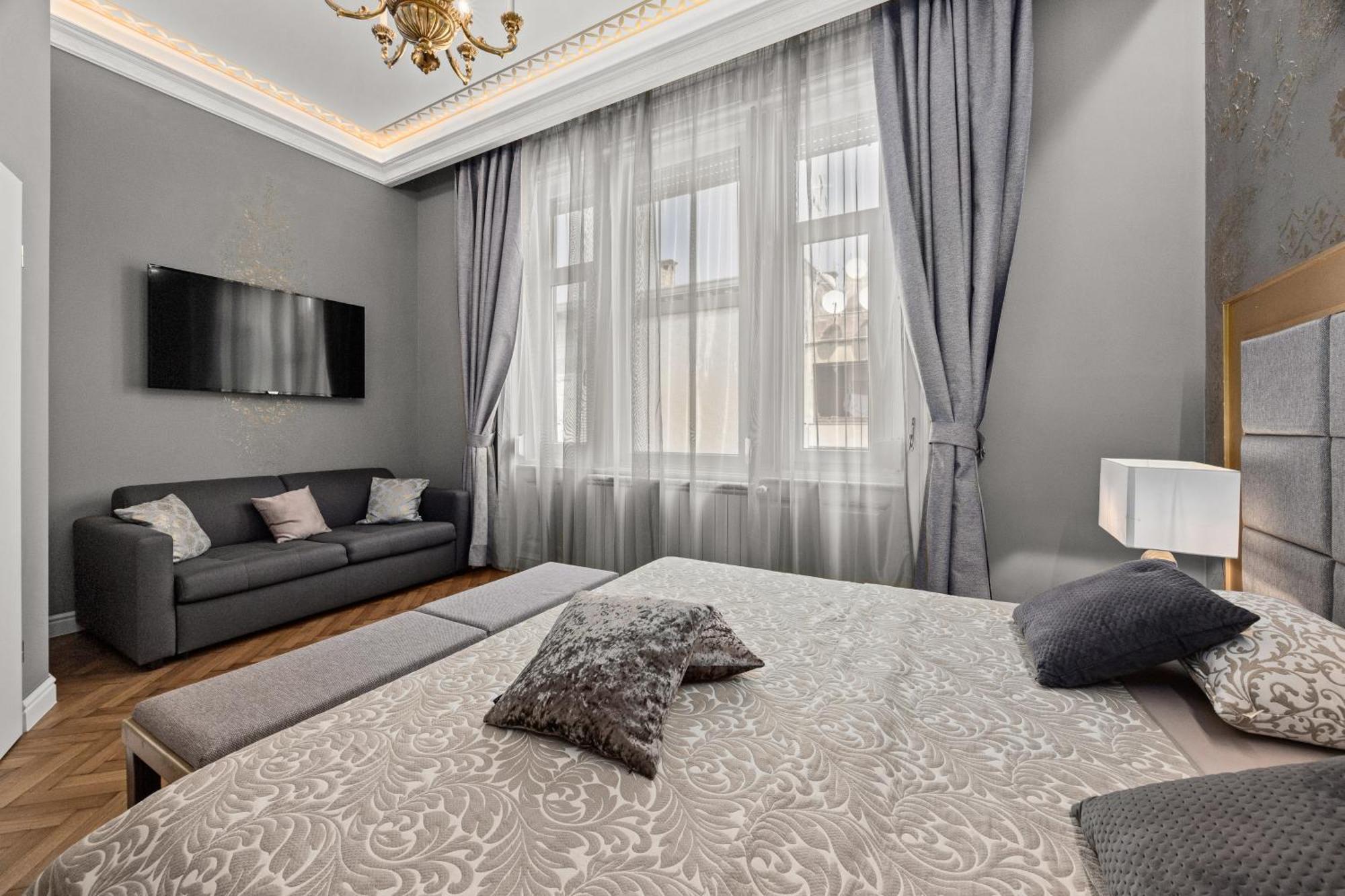 Villa Muenz Luxurious Residence Пула Экстерьер фото